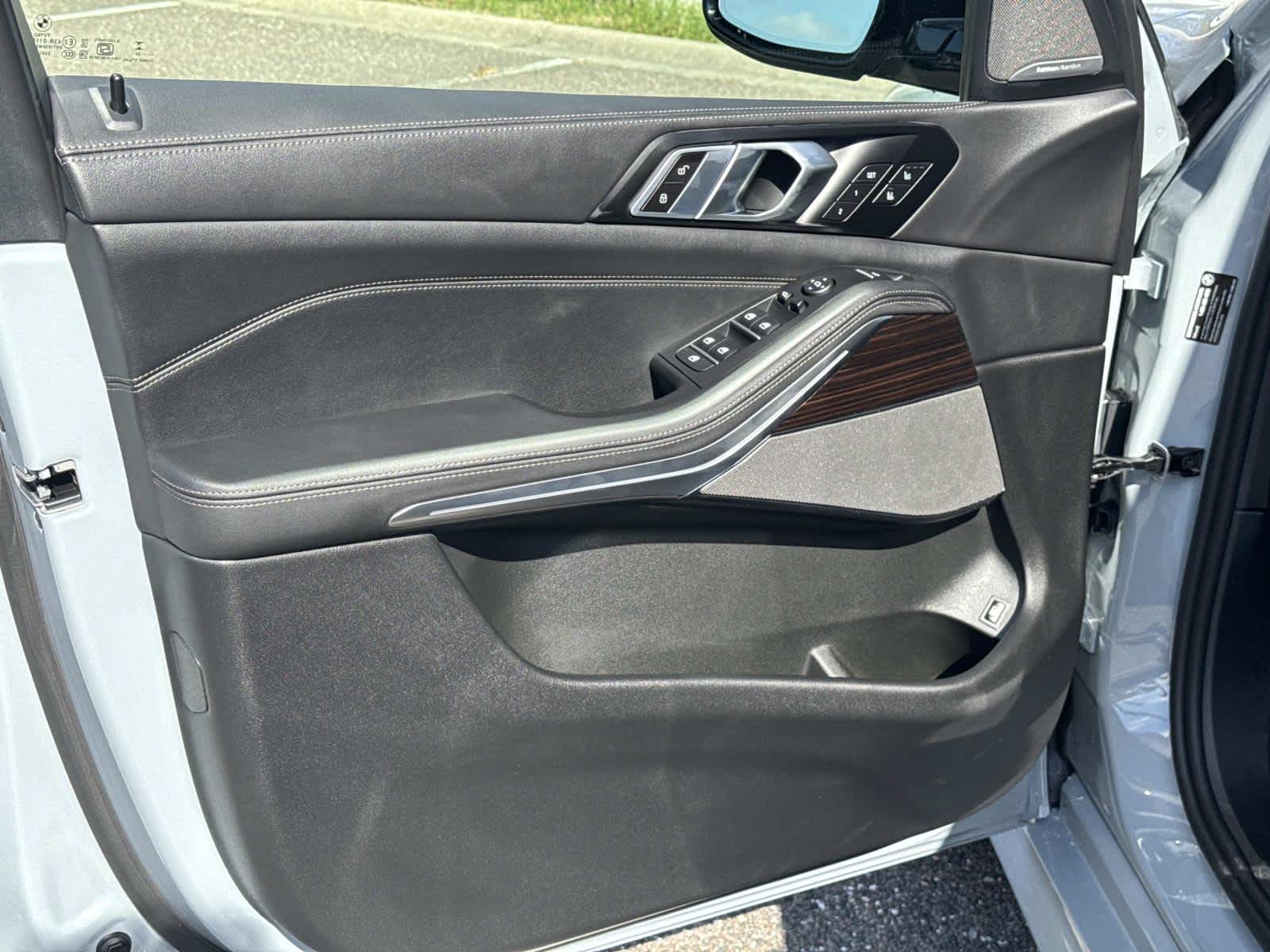 2026 BMW X5 xDrive50e xDrive50e