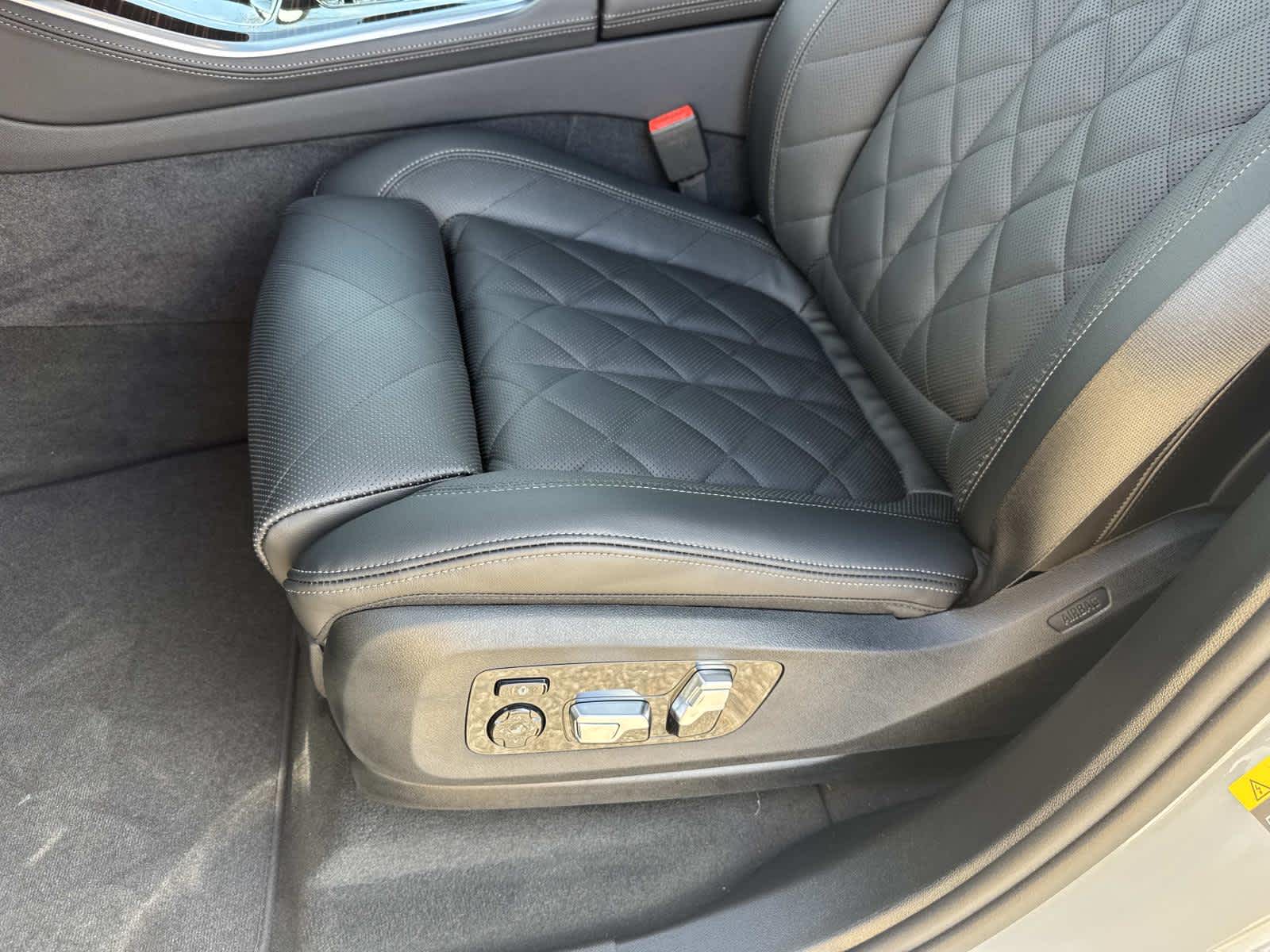 2026 BMW X5 xDrive50e xDrive50e