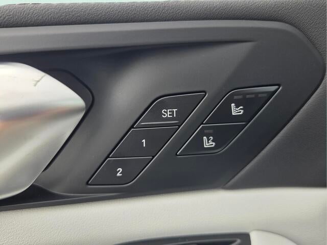 2026 BMW X5 xDrive50e xDrive50e