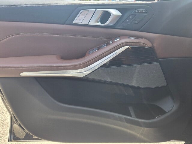 2020 BMW X7 M50i M50i