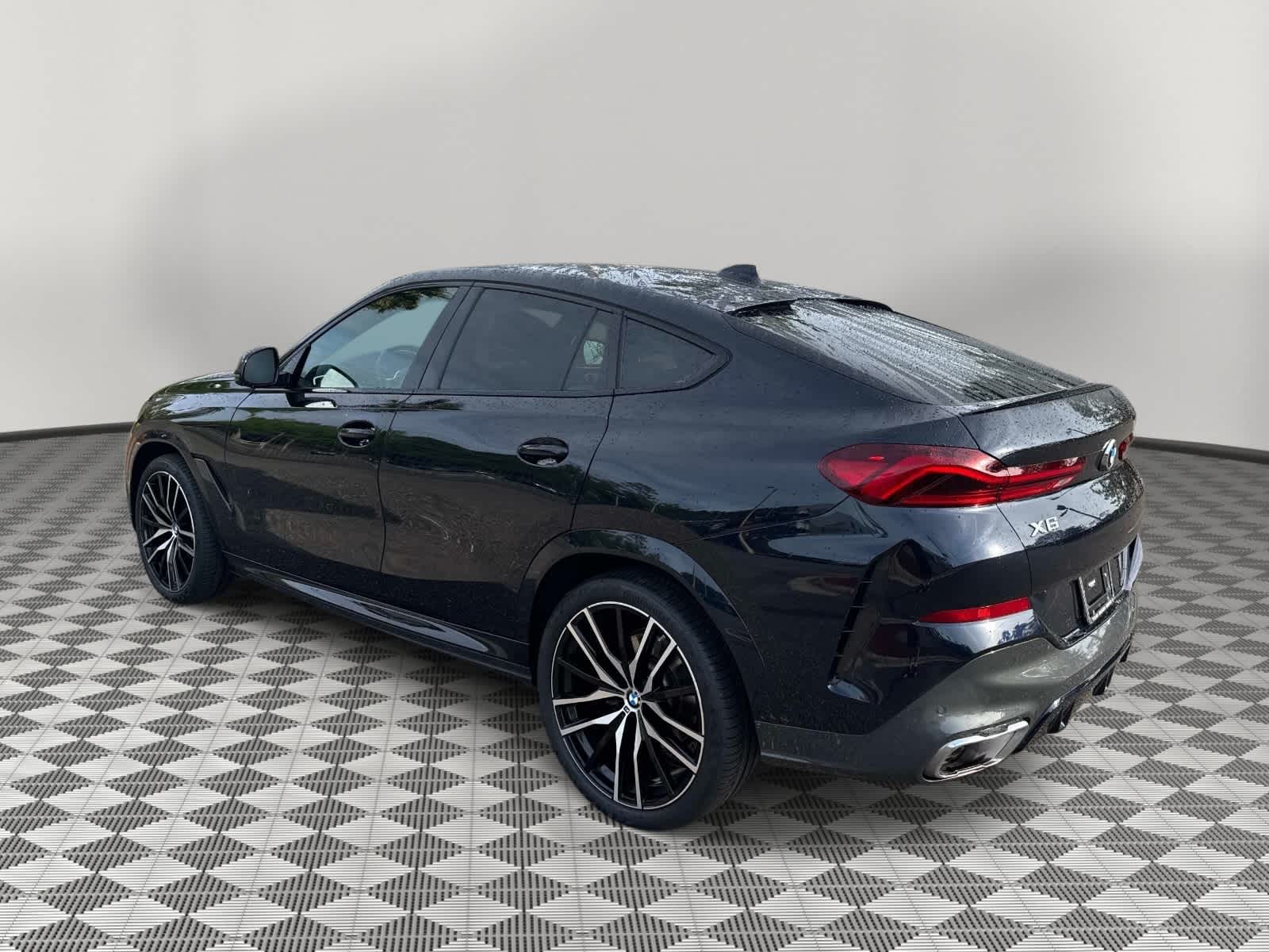 2023 BMW X6 xDrive40i xDrive40i