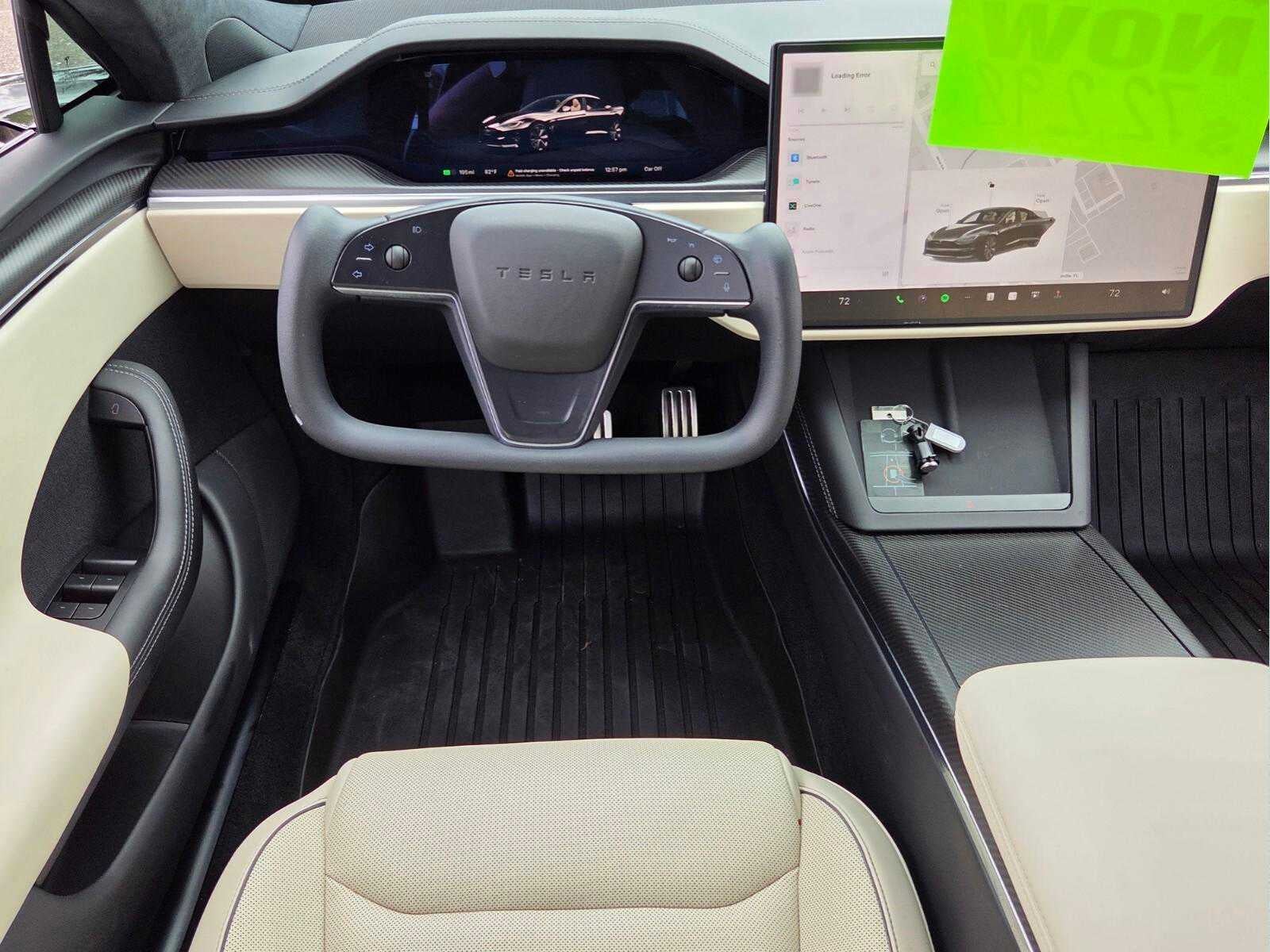 2023 Tesla Model S Plaid