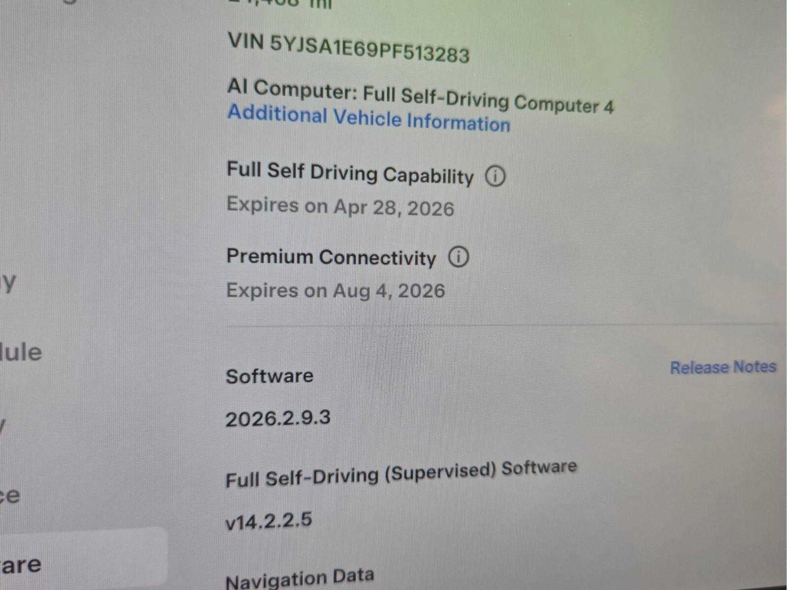 2023 Tesla Model S Plaid