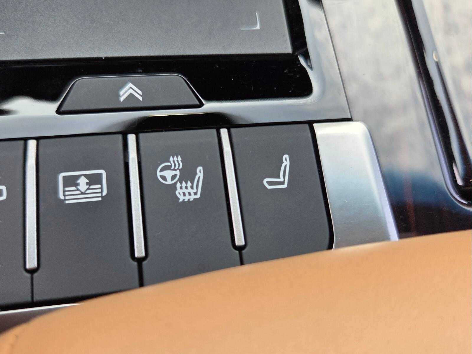 2021 Lexus LS 500 