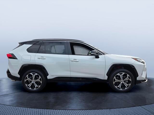 2025 Toyota RAV4 Plug-In Hybrid XSE
