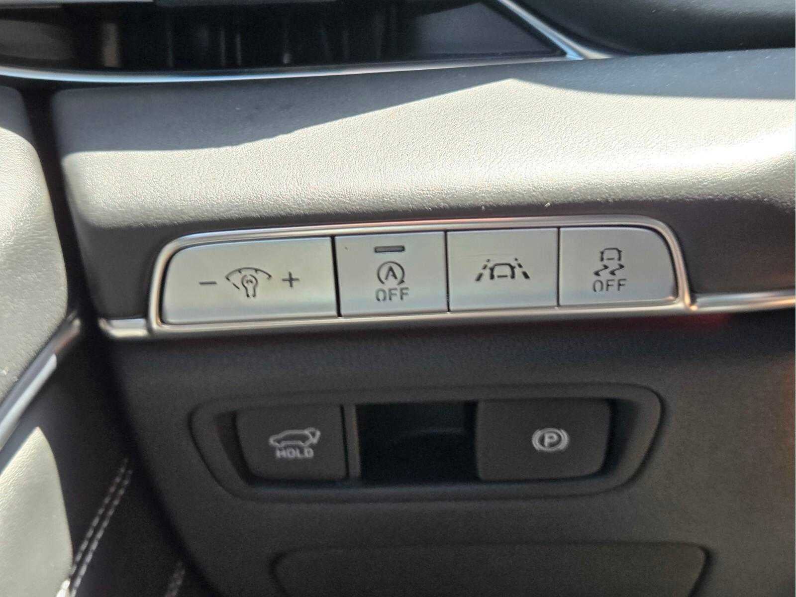 2021 Genesis GV80 Base