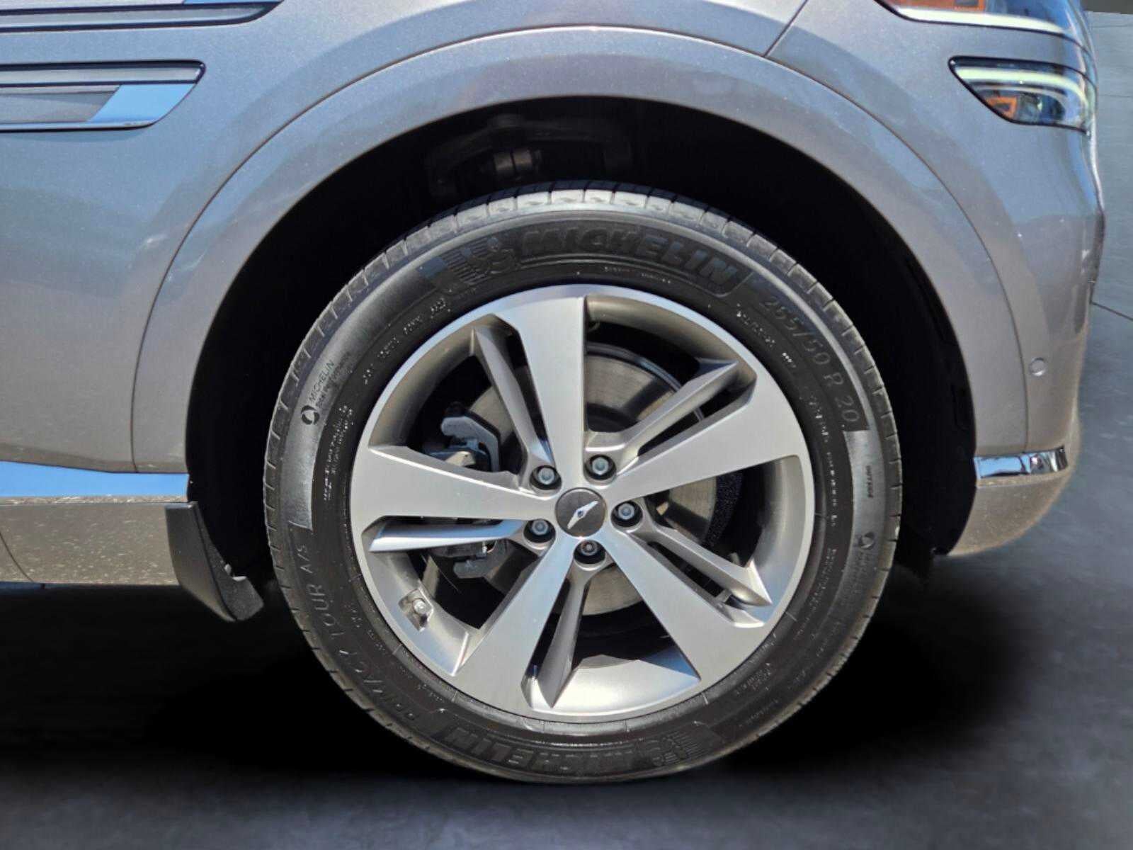 2021 Genesis GV80 Base