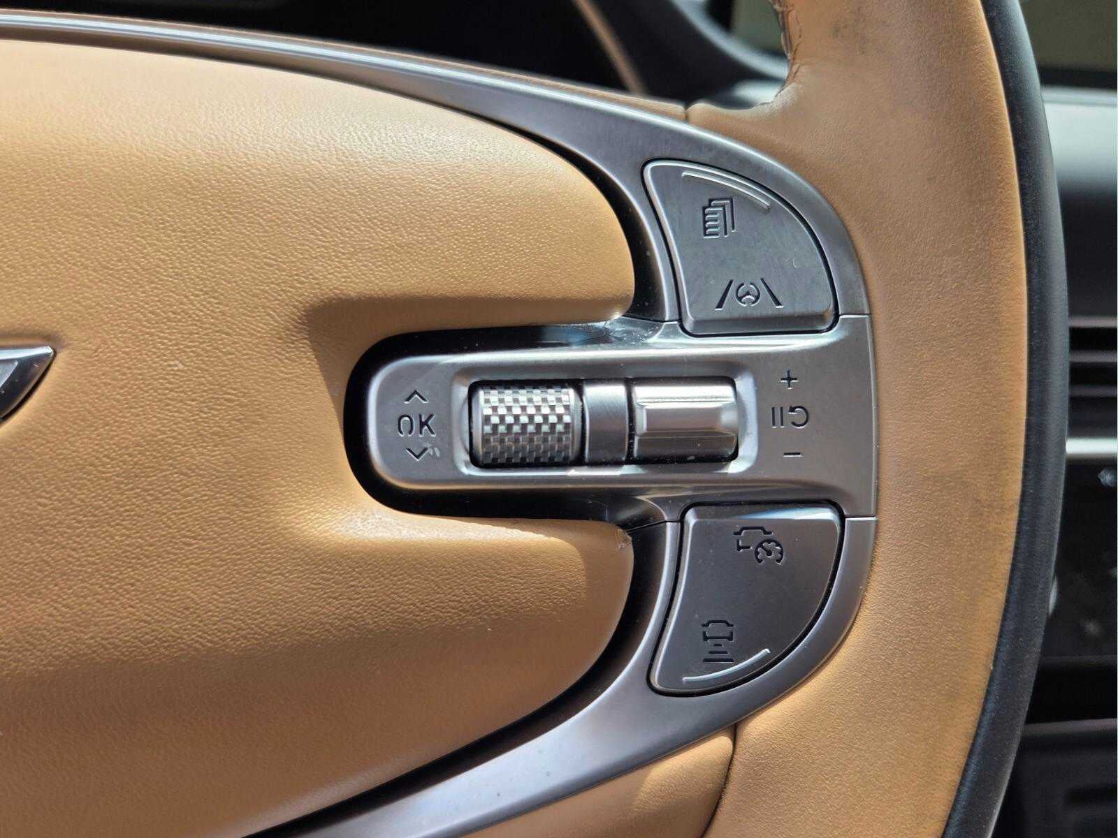 2024 Genesis GV80 Base