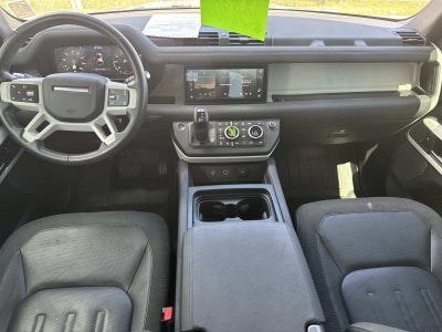 2020 Land Rover Defender SE