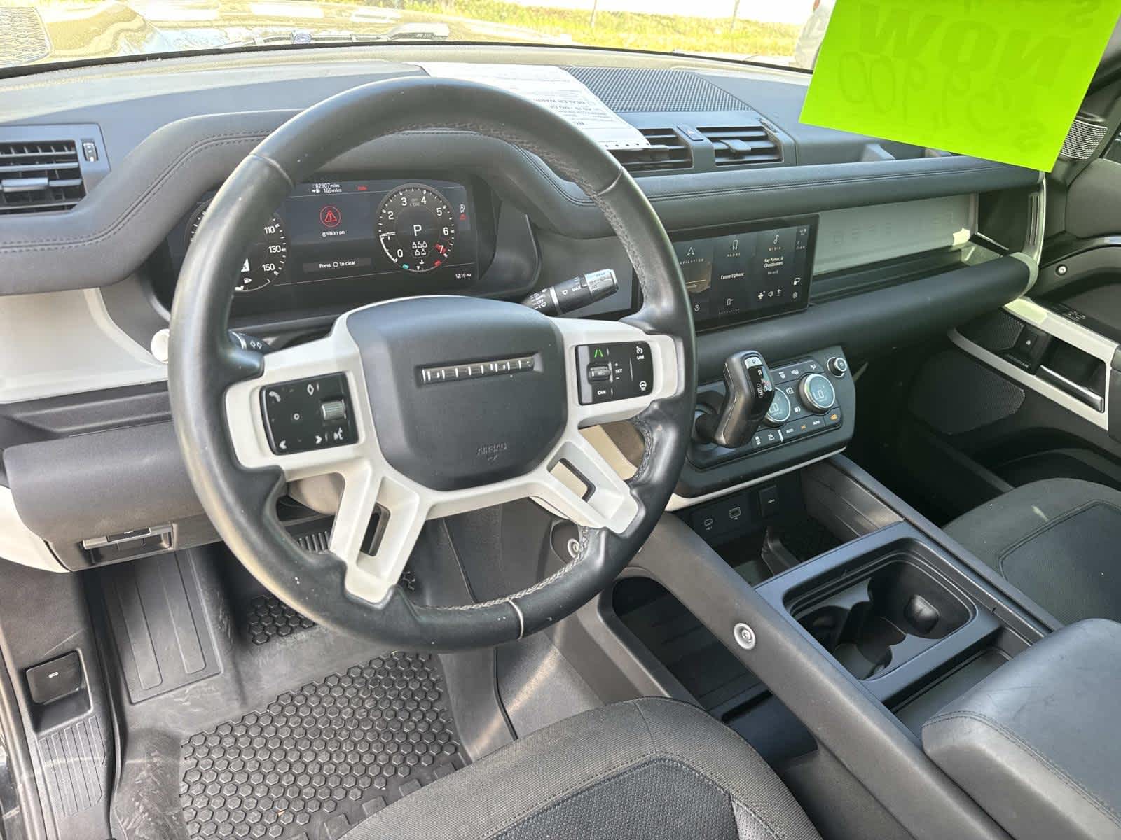 2020 Land Rover Defender SE