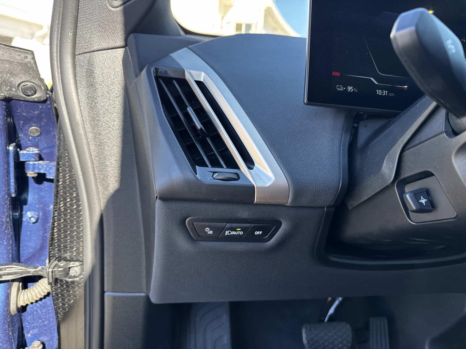 2025 BMW iX xDrive50