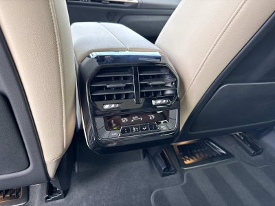 2025 BMW iX xDrive50