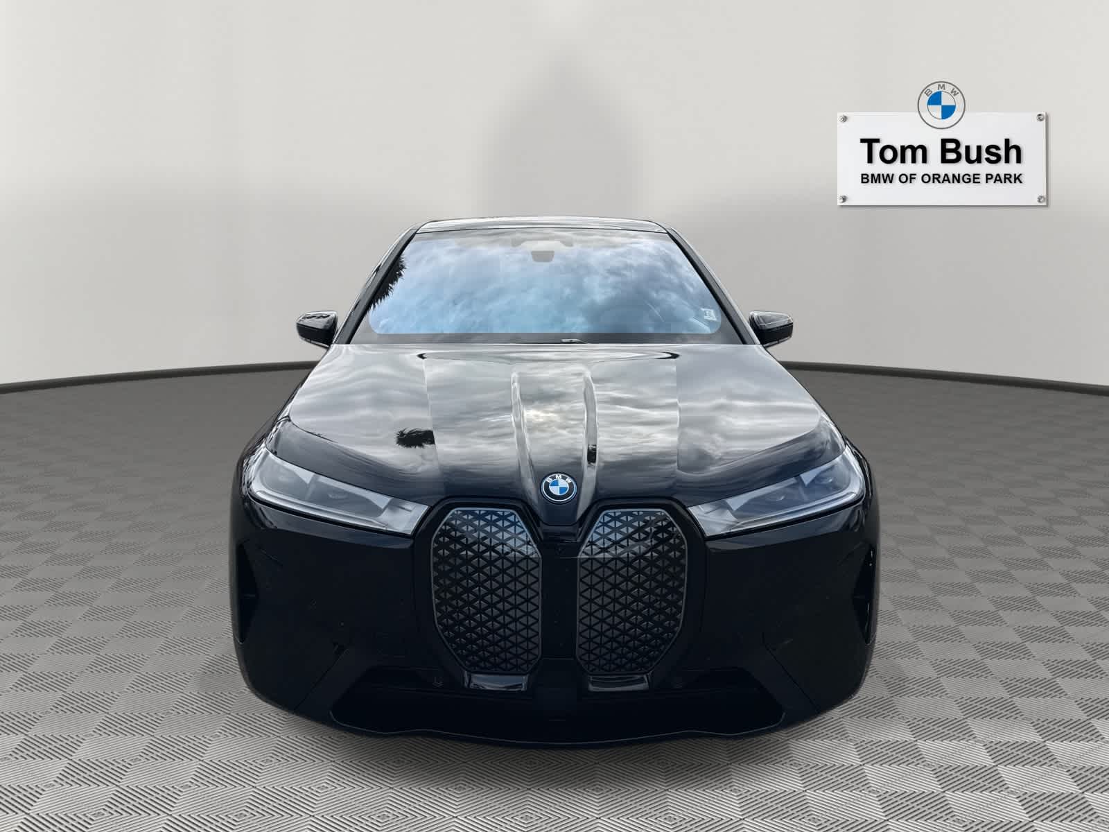 2025 BMW iX xDrive50