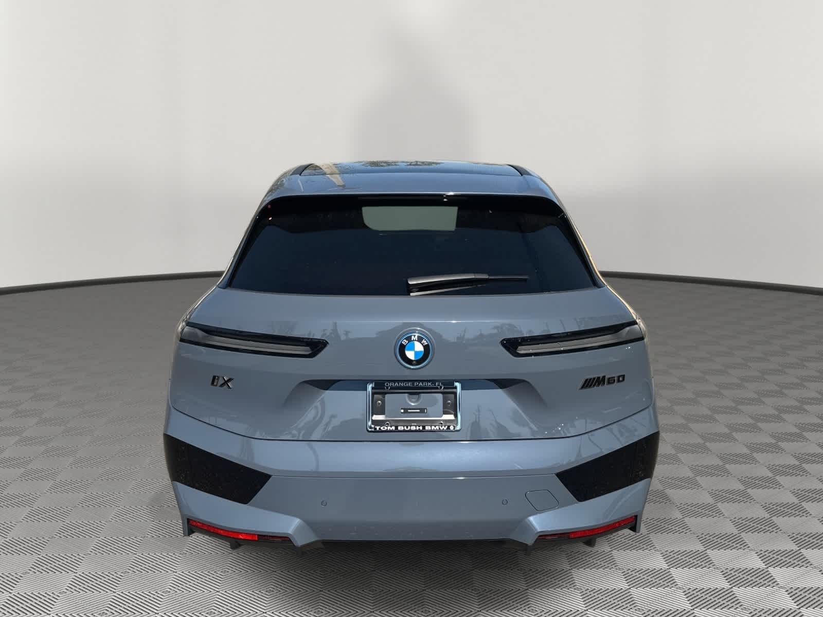2025 BMW iX M60
