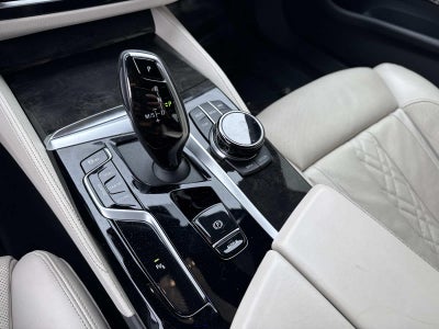 2021 BMW 5 Series M550i xDrive