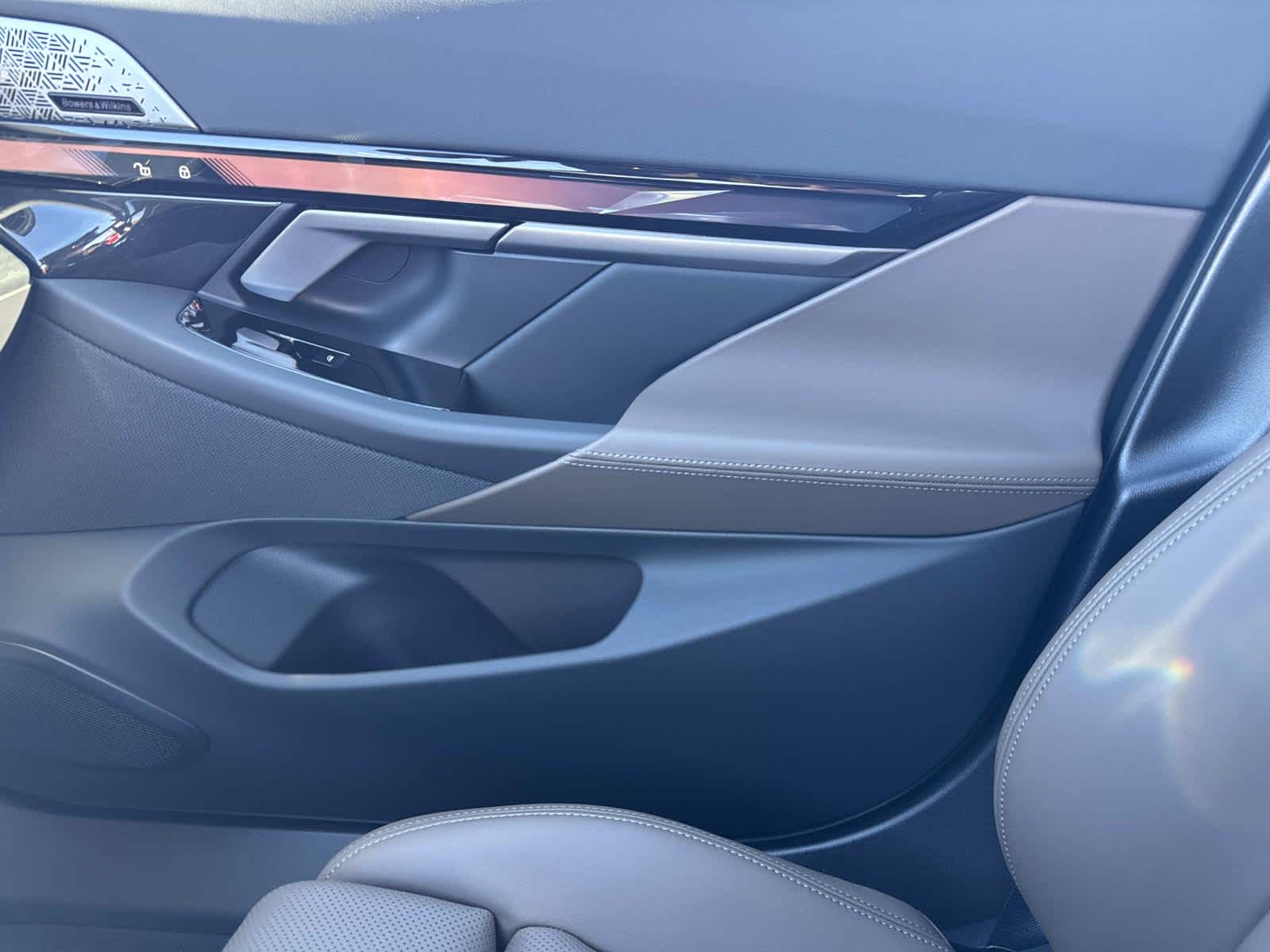 2026 BMW 5 Series 550e xDrive