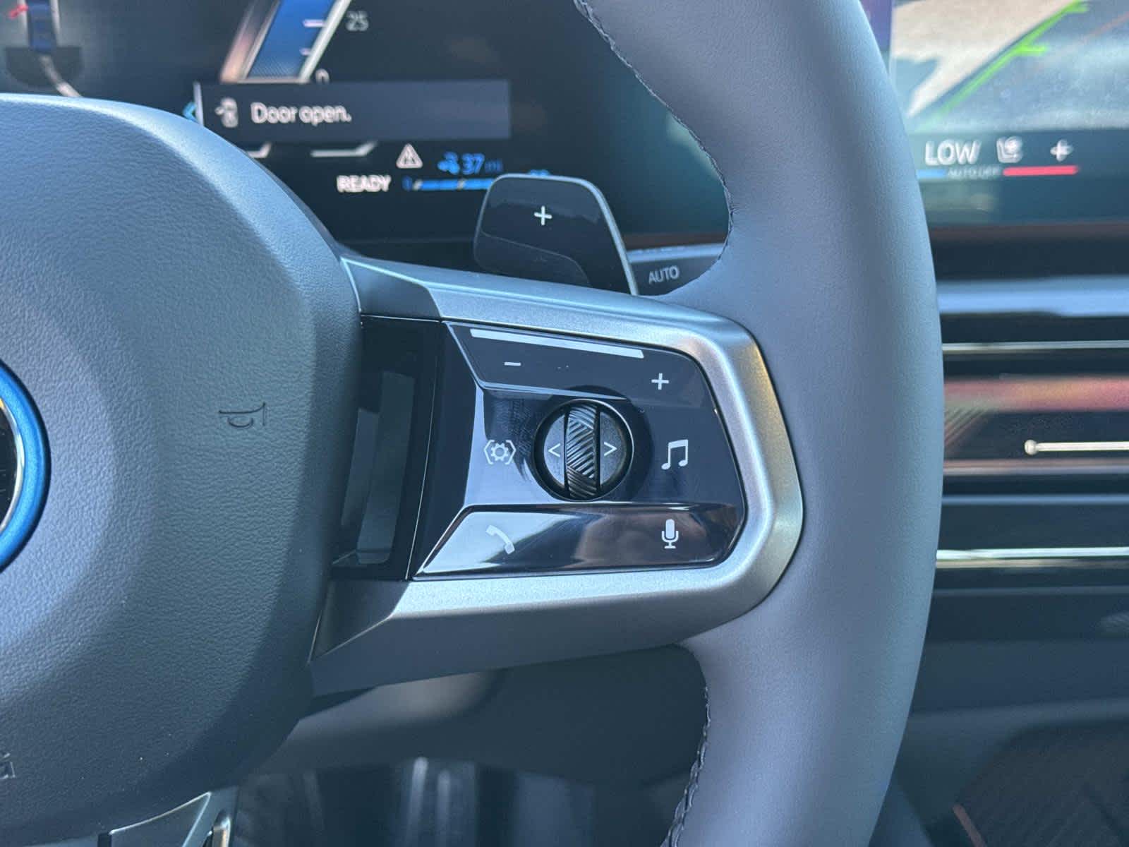 2026 BMW 5 Series 550e xDrive