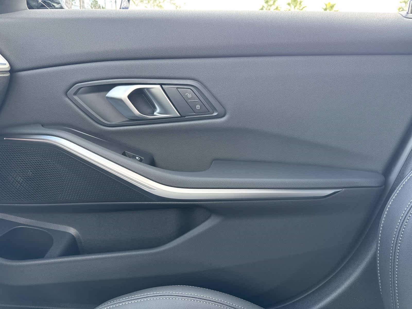 2026 BMW 3 Series 330i