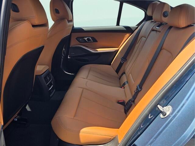 2026 BMW 330i 330i
