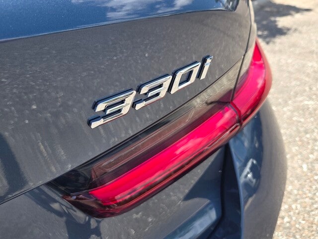 2026 BMW 330i 330i