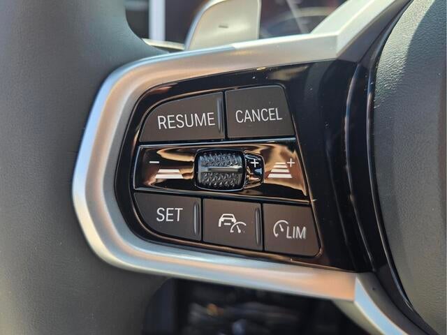 2026 BMW 330i 330i