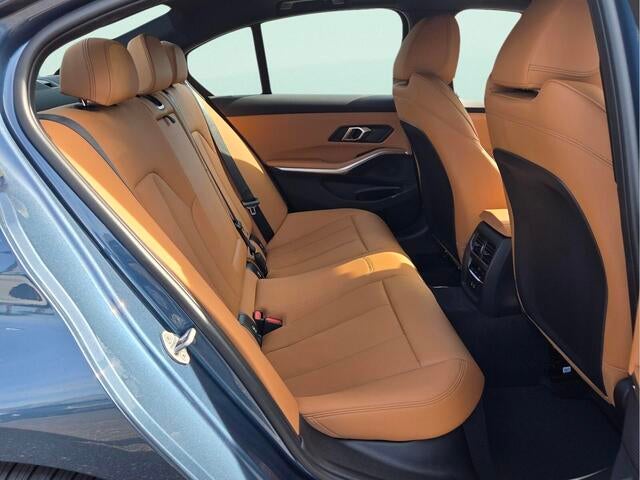 2026 BMW 330i 330i