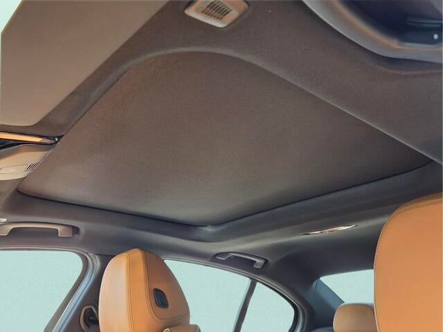 2026 BMW 330i 330i