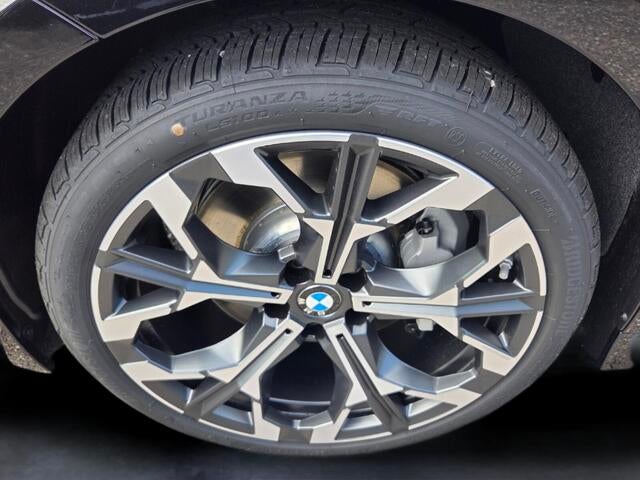 2026 BMW 330i 330i