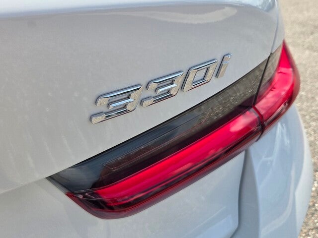 2026 BMW 330i 330i