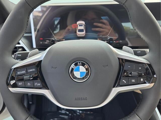 2026 BMW 330i 330i