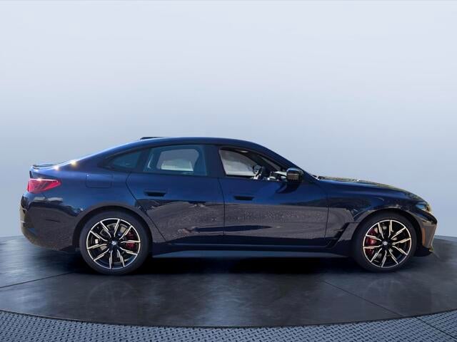 2026 BMW 430i 430i