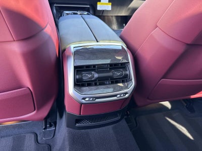 2026 BMW 7 Series 740i xDrive