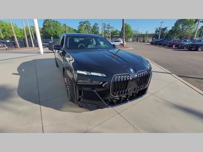2025 BMW 7 Series 760i xDrive