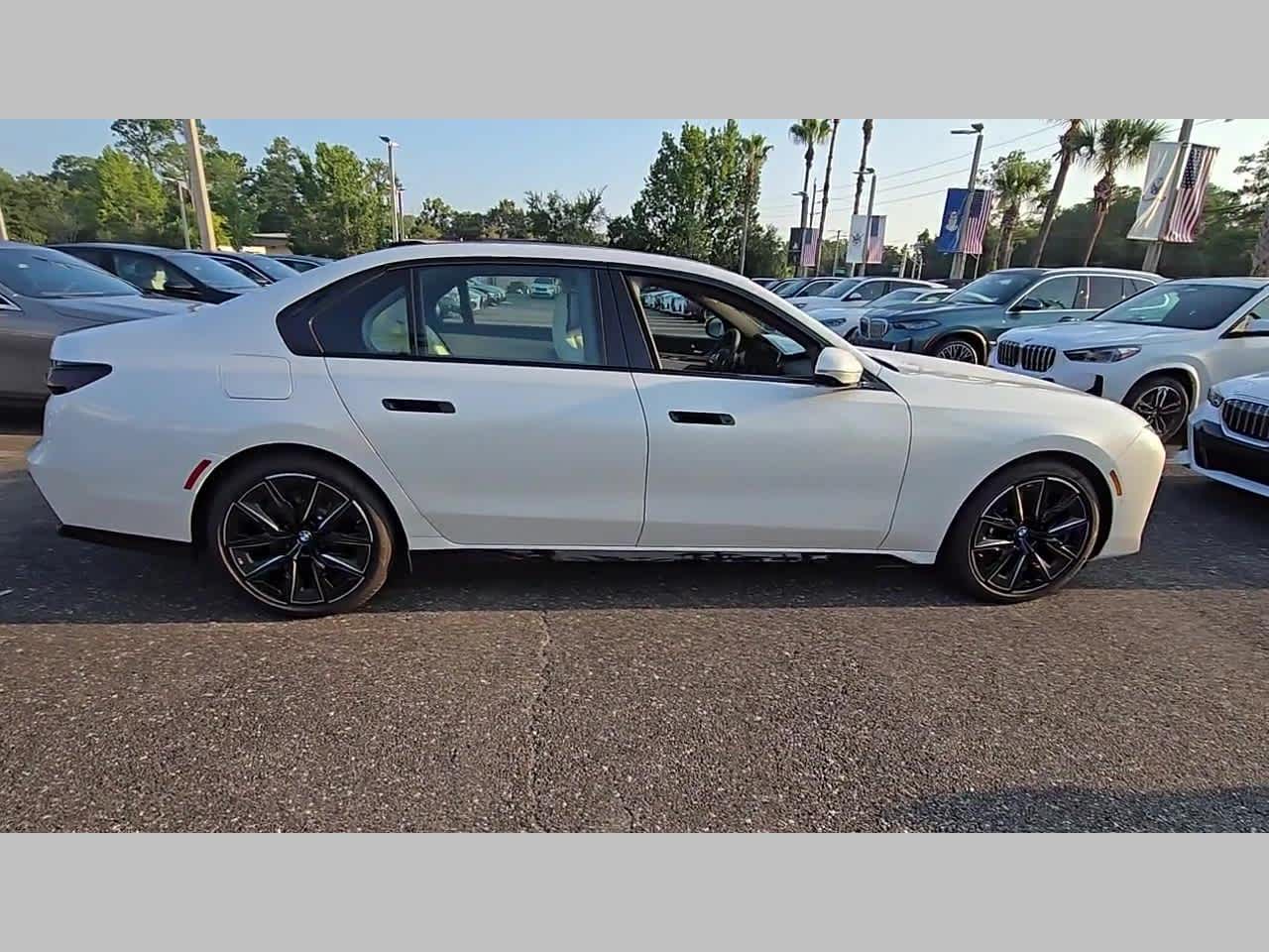 2025 BMW 7 Series 750e xDrive