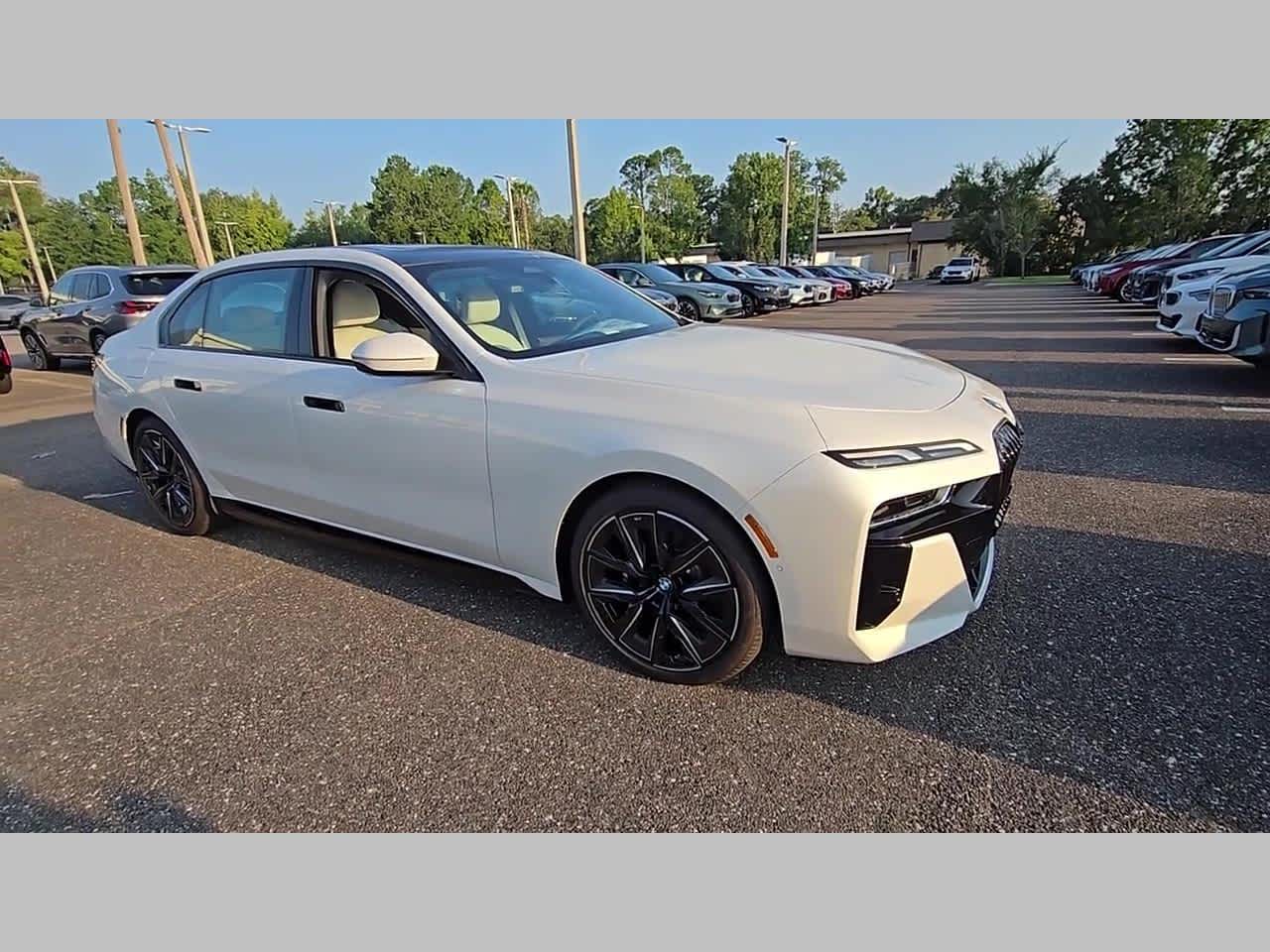 2025 BMW 7 Series 750e xDrive