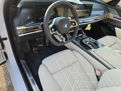 2025 BMW 7 Series 750e xDrive