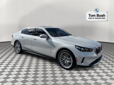 2025 BMW 5 Series 530i