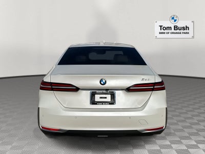 2025 BMW 5 Series 530i