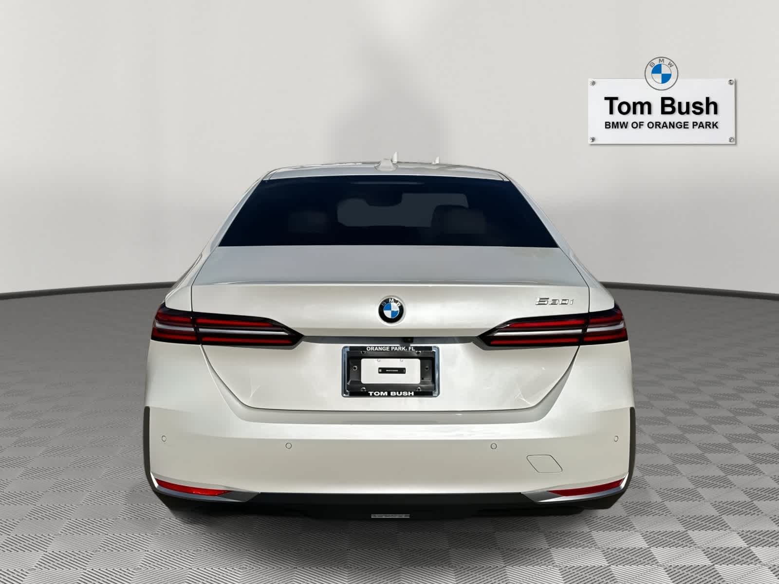 2025 BMW 5 Series 530i