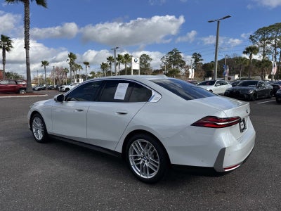 2025 BMW 5 Series 530i