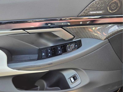 2027 BMW 530i 530i