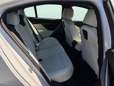 2027 BMW 530i 530i