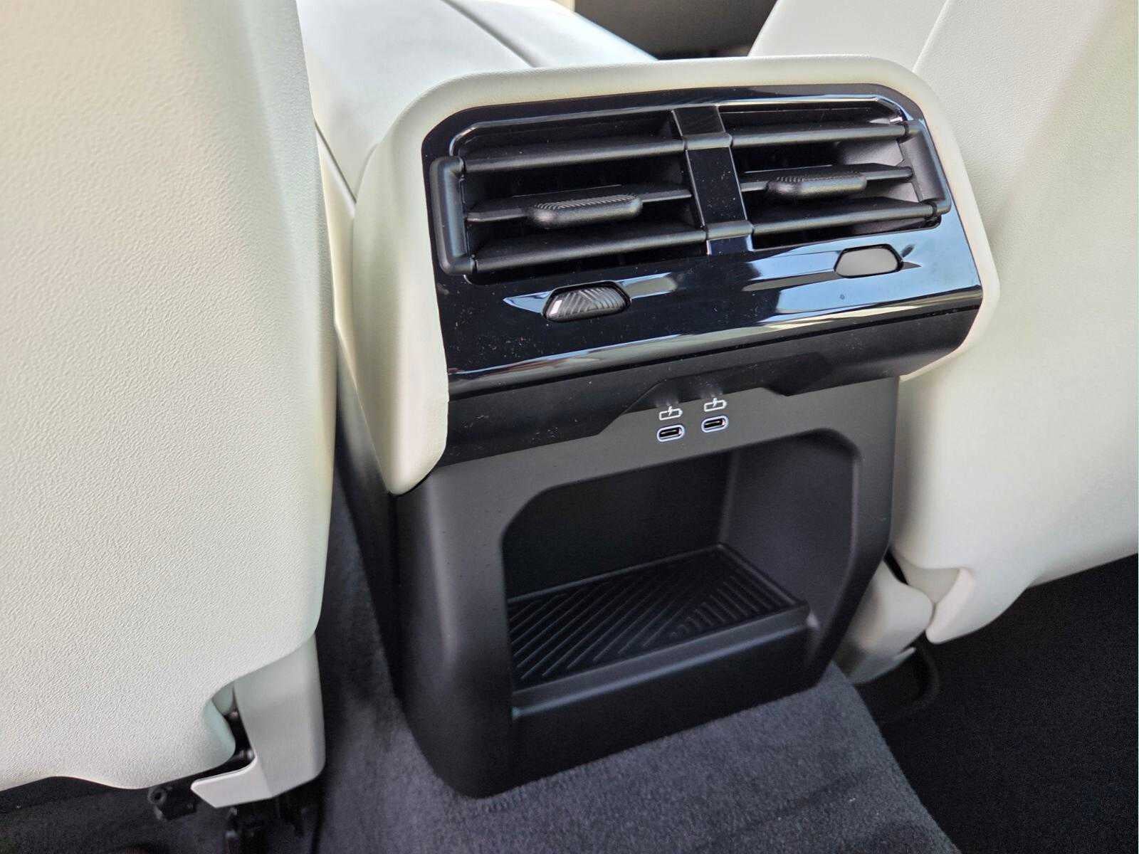 2027 BMW 5 Series 530i