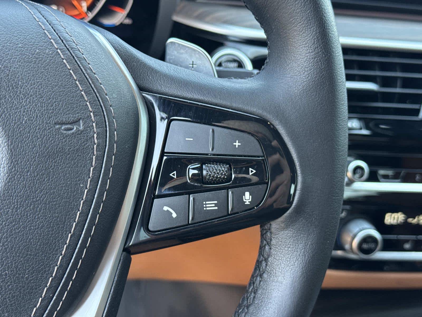 2023 BMW 5 Series 530i