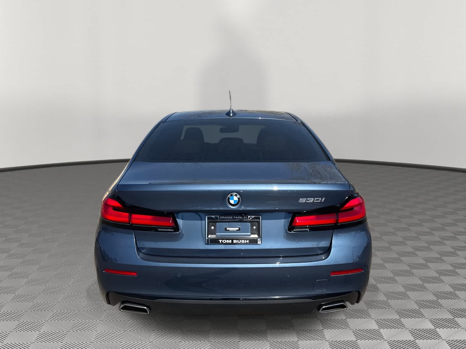 2023 BMW 5 Series 530i