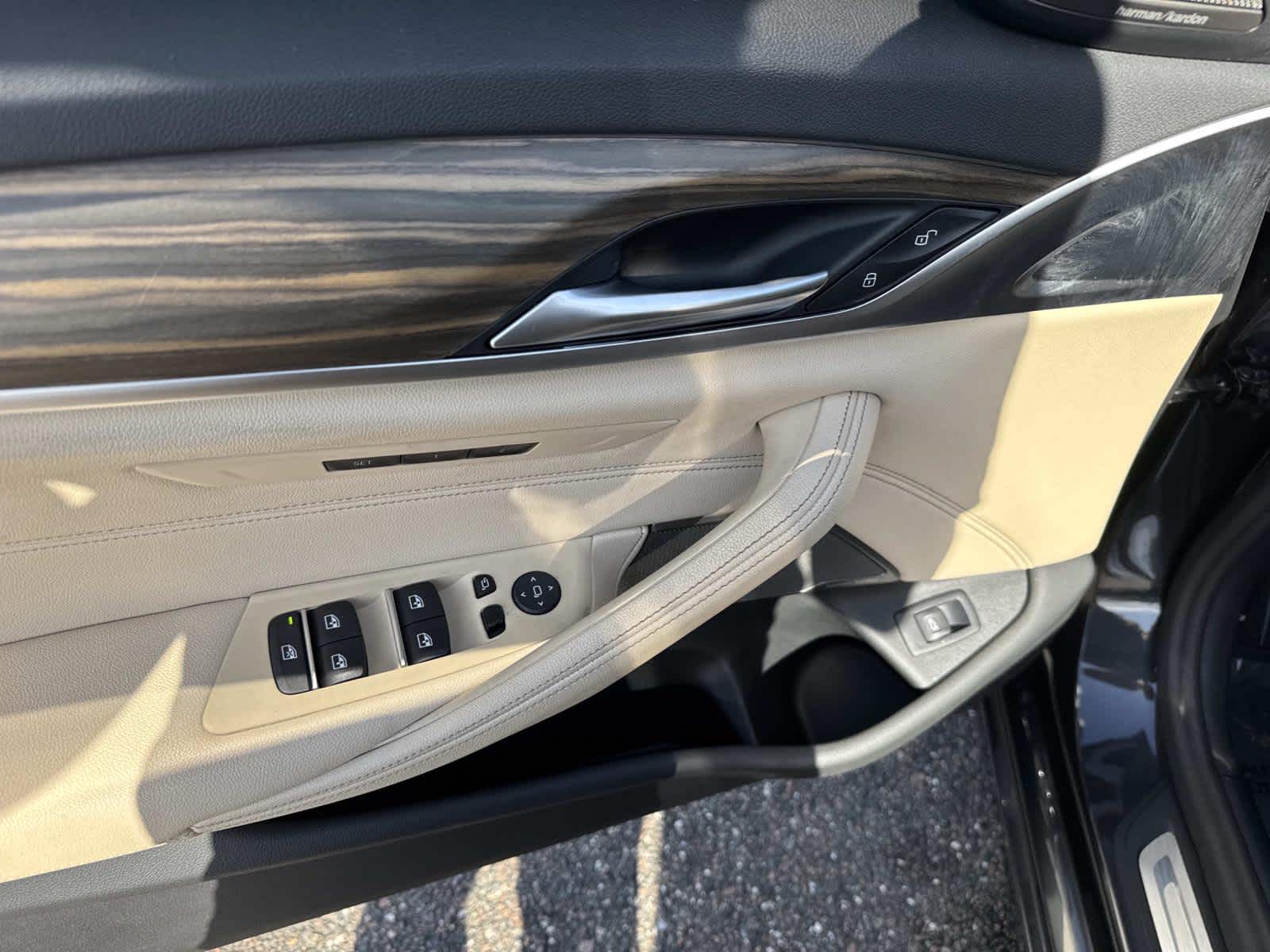 2023 BMW 5 Series 530i