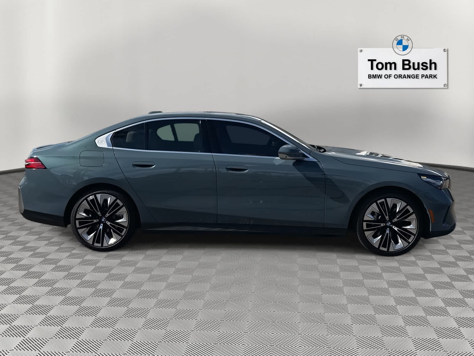 2026 BMW 5 Series 530i xDrive