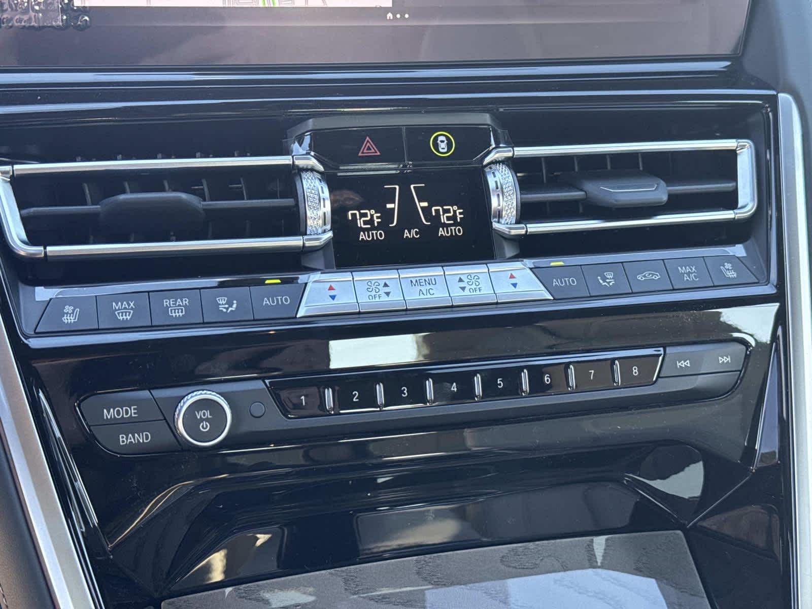 2026 BMW 8 Series 840i