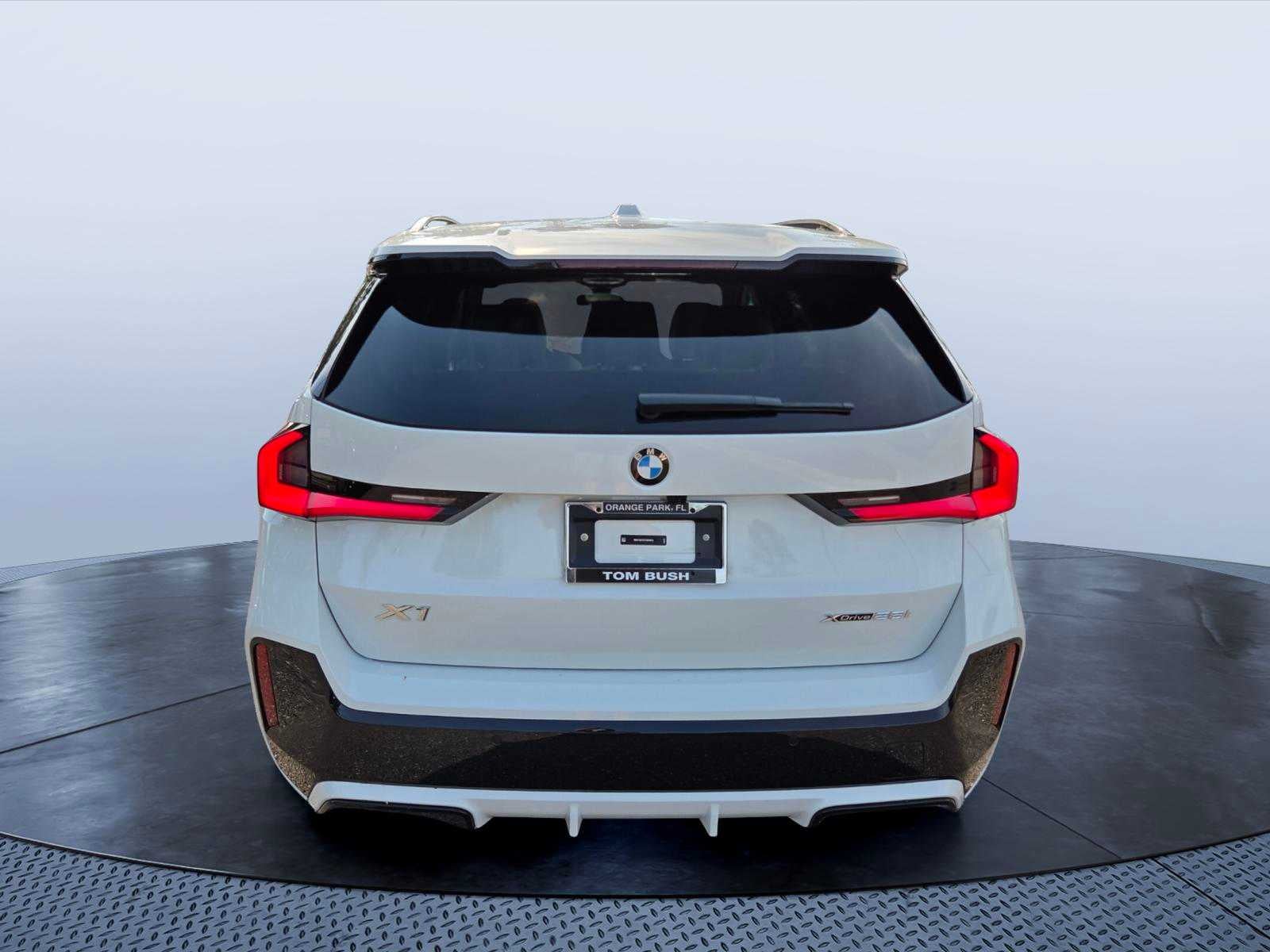 2026 BMW X1 xDrive28i xDrive28i