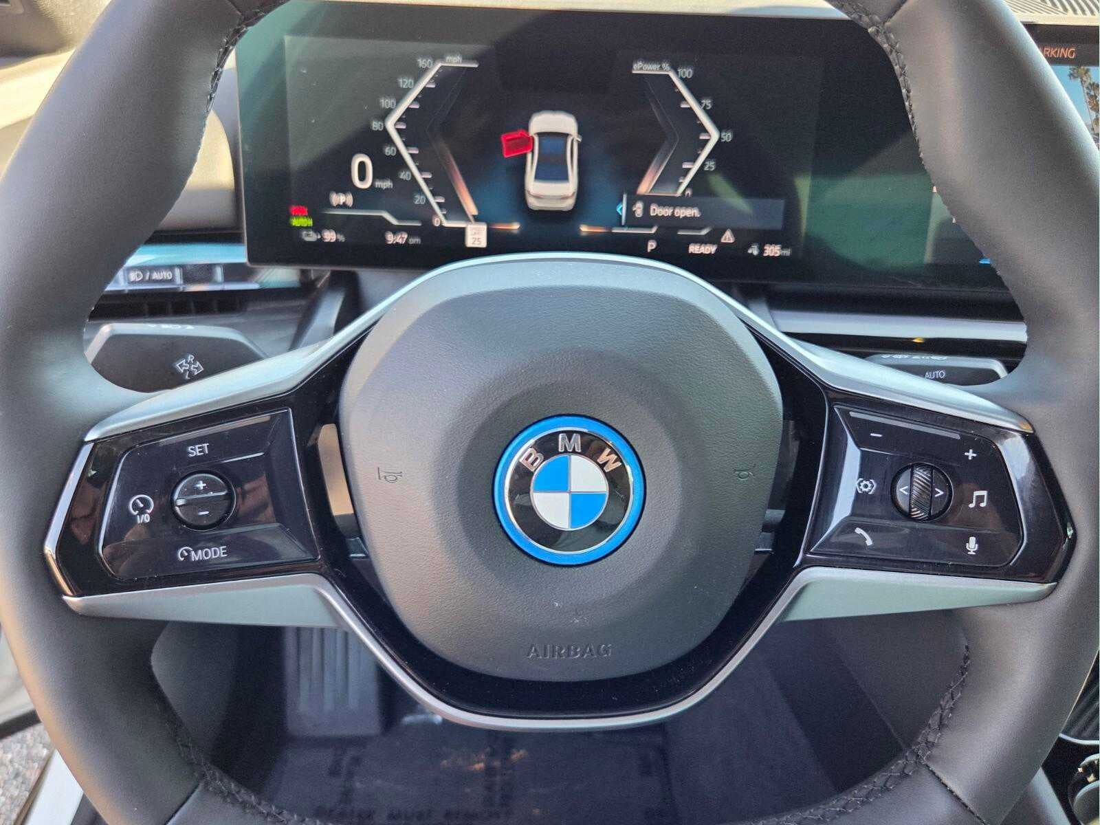 2025 BMW i5 xDrive40